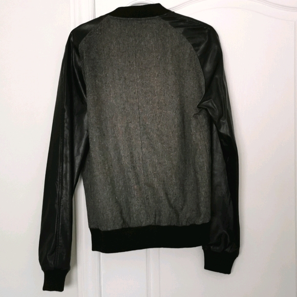 Men's Bomber Jacket - Picture 3 of 3